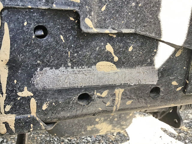 三菱ふそうキャンター平ボディ小型（2t・3t）[写真23]