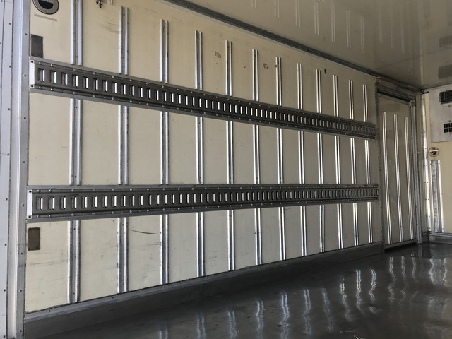 三菱ふそうキャンター冷凍車（冷蔵車）小型（2t・3t）[写真10]