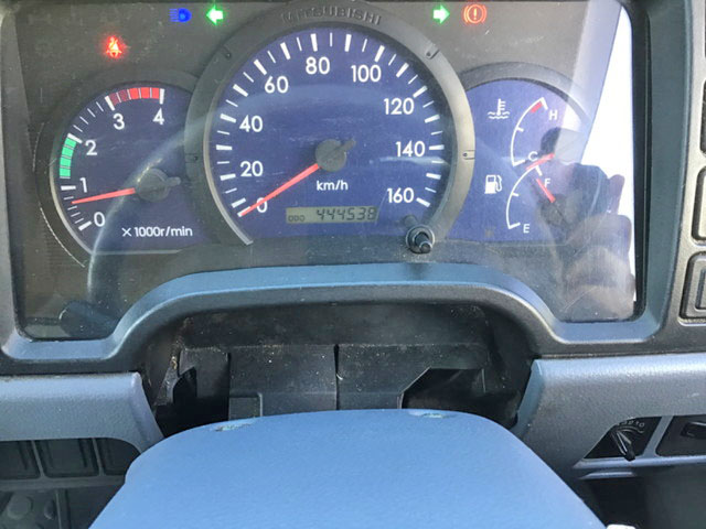 三菱ふそうキャンターパネルバン小型（2t・3t）[写真26]