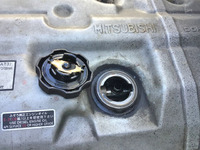 三菱ふそうキャンターパネルバン小型（2t・3t）[写真09]