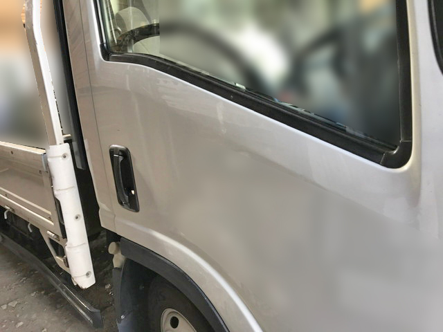 いすゞエルフ平ボディ小型（2t・3t）[写真14]