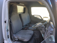 日野デュトロパネルバン小型（2t・3t）[写真28]