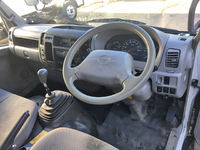 日野デュトロパネルバン小型（2t・3t）[写真29]