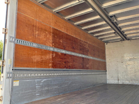 いすゞフォワードアルミウイング中型（4t）[写真13]