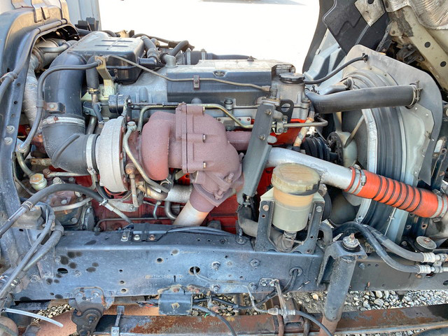 いすゞフォワードアルミウイング中型（4t）[写真25]