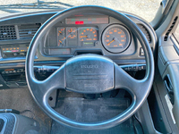 いすゞフォワードアルミウイング中型（4t）[写真33]