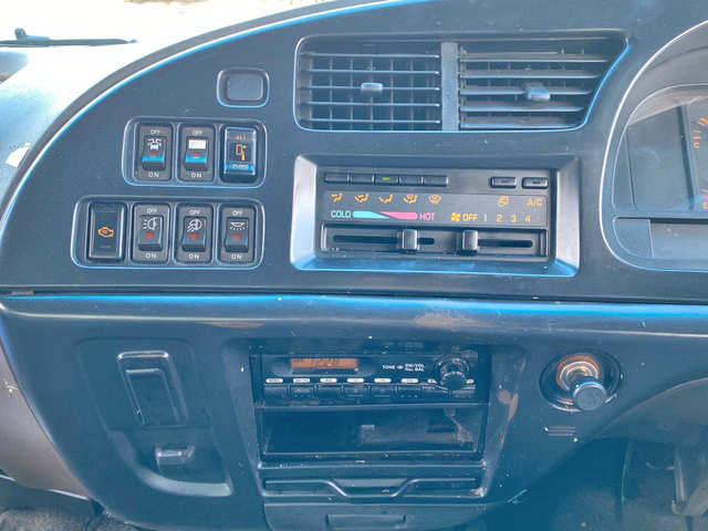 いすゞフォワードアルミウイング中型（4t）[写真35]