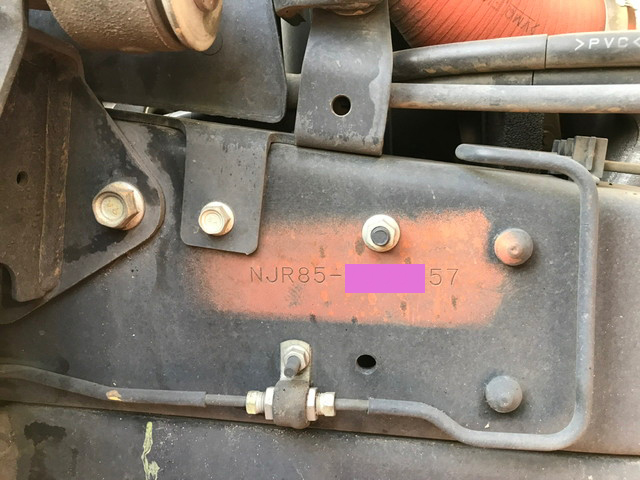 いすゞエルフ平ボディ小型（2t・3t）[写真23]