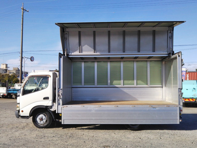 トヨタダイナアルミウイング小型（2t・3t）[写真06]