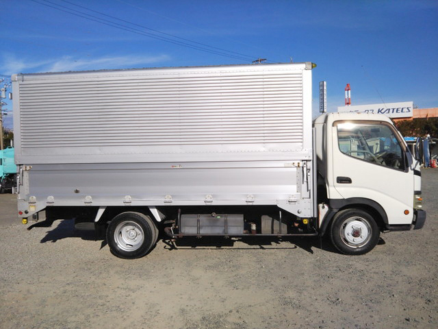 トヨタダイナアルミウイング小型（2t・3t）[写真07]