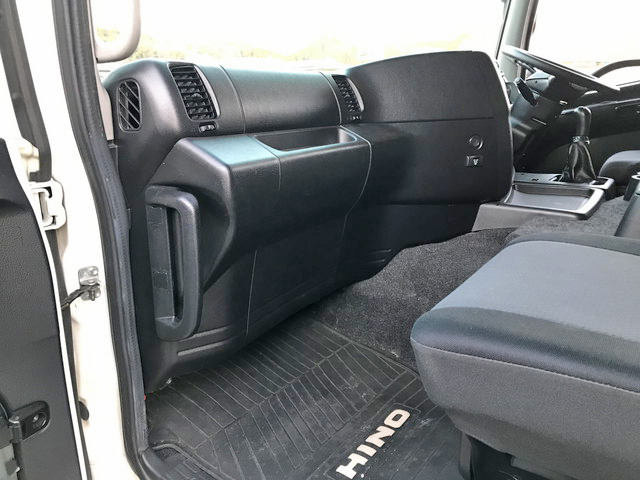 日野プロフィアアルミウイング大型（10t）[写真32]