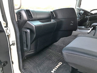 日野プロフィアアルミウイング大型（10t）[写真32]