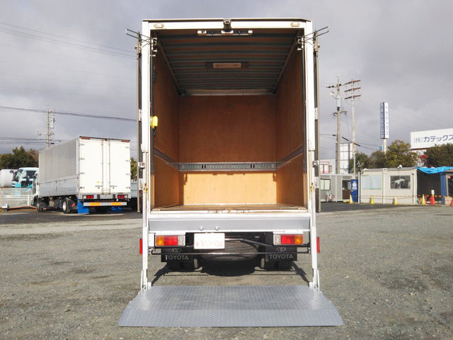 トヨタトヨエースアルミバン小型（2t・3t）[写真11]