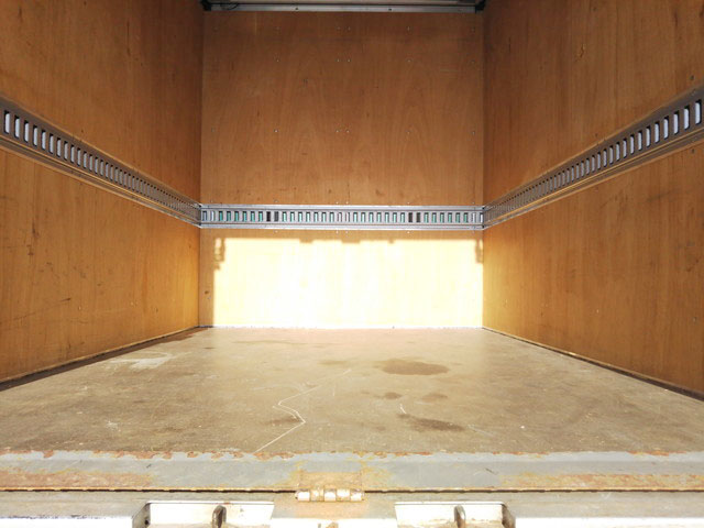 トヨタトヨエースアルミバン小型（2t・3t）[写真15]