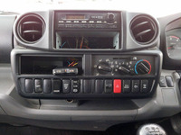 トヨタトヨエースアルミバン小型（2t・3t）[写真38]