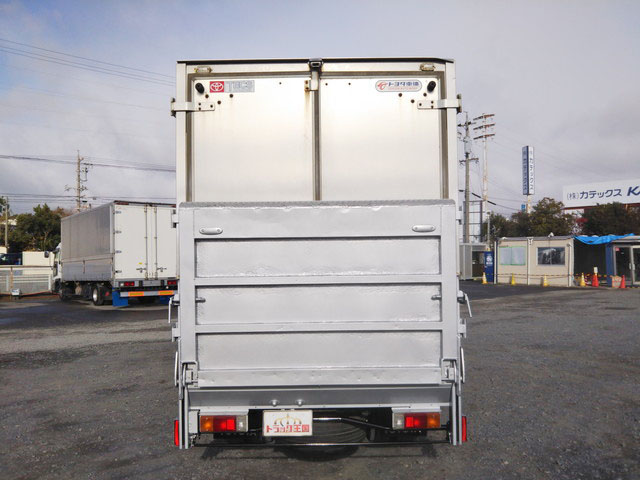 トヨタトヨエースアルミバン小型（2t・3t）[写真09]