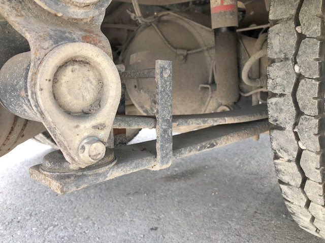 三菱ふそうキャンター平ボディ小型（2t・3t）[写真18]