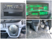 三菱ふそうキャンター平ボディ小型（2t・3t）[写真39]