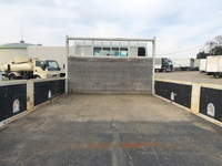 三菱ふそうキャンター平ボディ小型（2t・3t）[写真12]