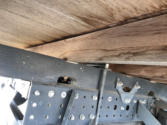 三菱ふそうキャンター平ボディ小型（2t・3t）[写真23]