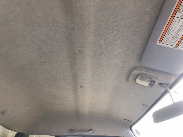 三菱ふそうキャンター平ボディ小型（2t・3t）[写真35]