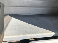 日野レンジャー平ボディ中型（4t）[写真36]