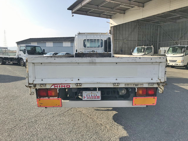 日野レンジャー平ボディ中型（4t）[写真08]