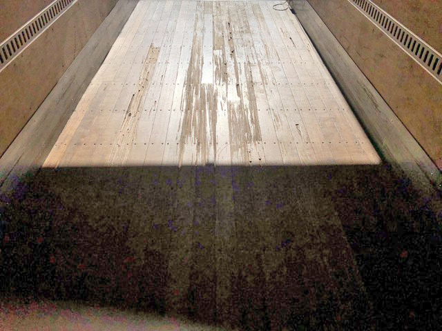 いすゞフォワードアルミバン中型（4t）[写真15]