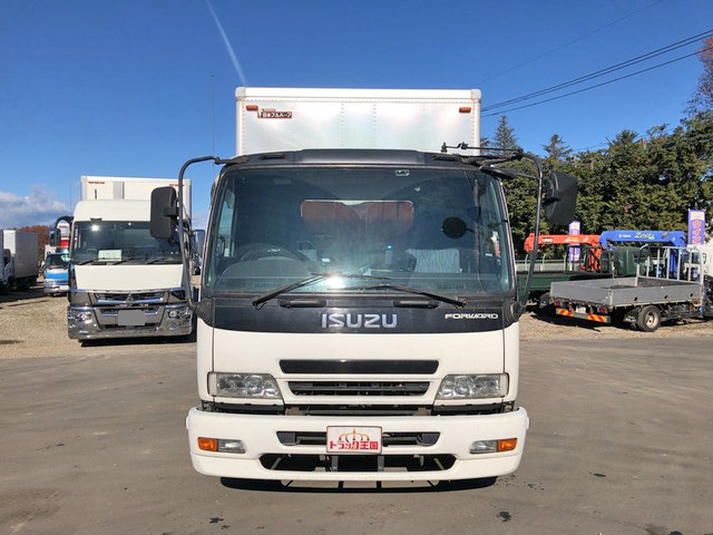 いすゞフォワードアルミバン中型（4t）[写真06]