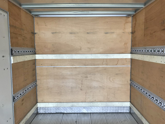 日野デュトロアルミバン小型（2t・3t）[写真10]