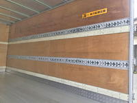 日野デュトロアルミバン小型（2t・3t）[写真13]