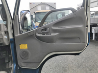 日野デュトロアルミバン小型（2t・3t）[写真29]