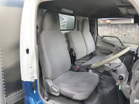 日野デュトロアルミバン小型（2t・3t）[写真32]