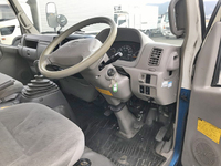 日野デュトロアルミバン小型（2t・3t）[写真33]