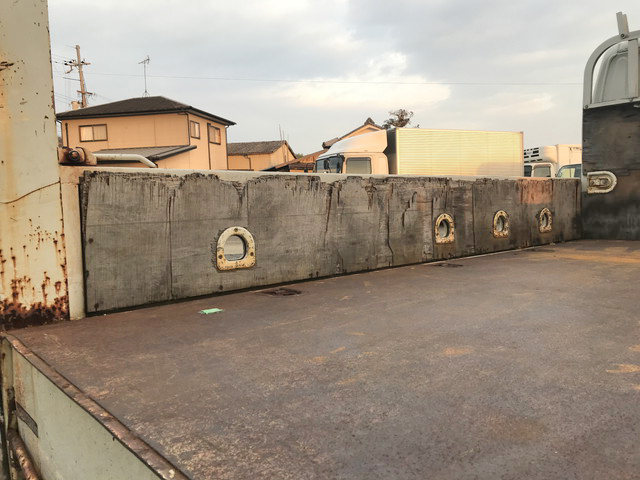 トヨタトヨエース平ボディ小型（2t・3t）[写真12]