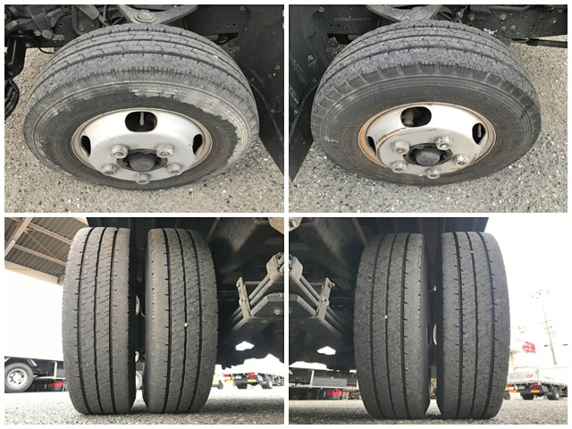 トヨタトヨエース平ボディ小型（2t・3t）[写真22]