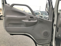 トヨタトヨエース平ボディ小型（2t・3t）[写真29]