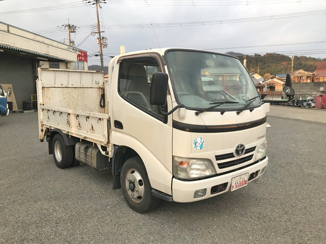 トヨタトヨエース平ボディ小型（2t・3t）[写真03]