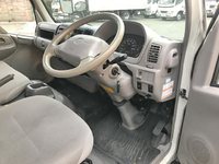 トヨタトヨエース平ボディ小型（2t・3t）[写真35]