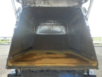 いすゞフォワードパッカー車（塵芥車）中型（4t）[写真10]