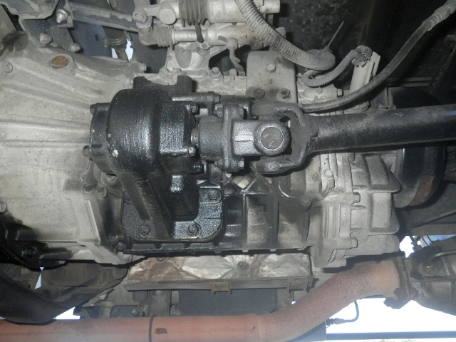 いすゞフォワードパッカー車（塵芥車）中型（4t）[写真18]