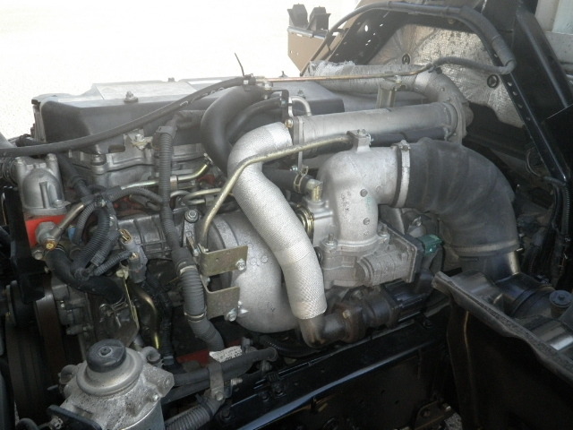 いすゞフォワードパッカー車（塵芥車）中型（4t）[写真28]