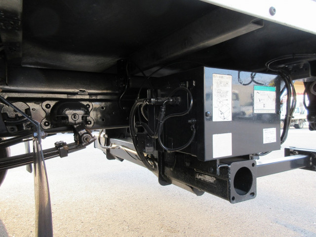 日野デュトロアルミバン小型（2t・3t）[写真22]