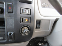 日野デュトロアルミバン小型（2t・3t）[写真30]