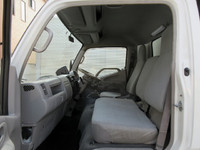 日野デュトロアルミバン小型（2t・3t）[写真34]