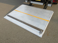 日野デュトロアルミバン小型（2t・3t）[写真08]