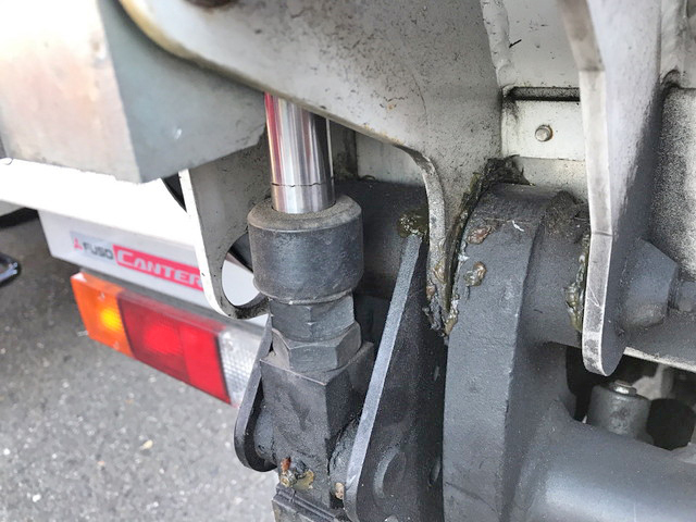 三菱ふそうキャンターオープントップバン小型（2t・3t）[写真14]