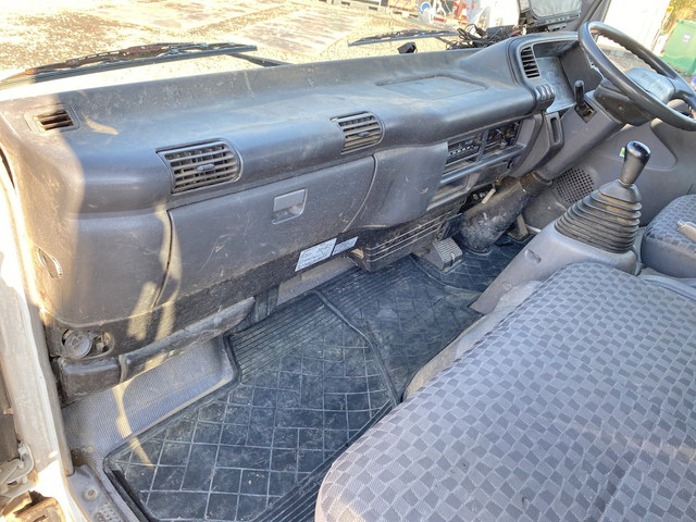 マツダタイタンクレーン5段小型（2t・3t）[写真31]