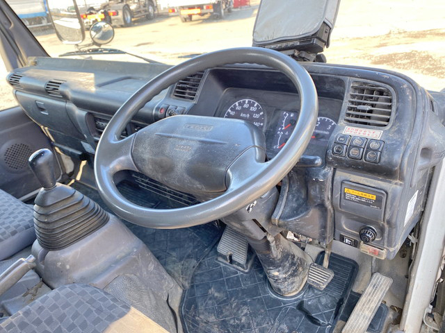 マツダタイタンクレーン5段小型（2t・3t）[写真34]