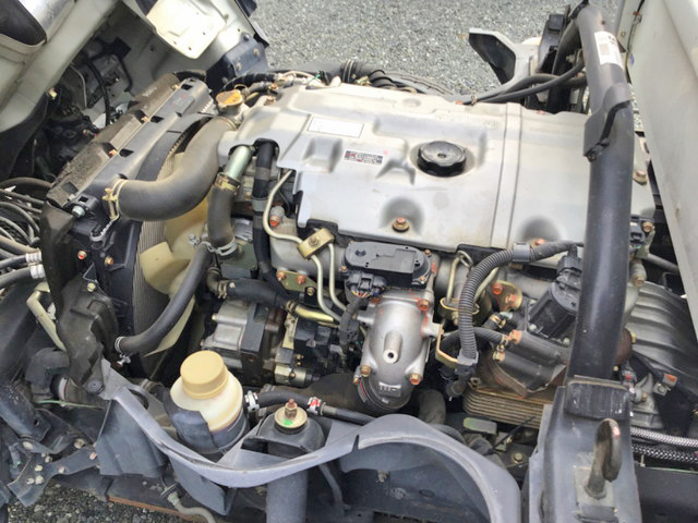 三菱ふそうキャンターダンプ小型（2t・3t）[写真16]